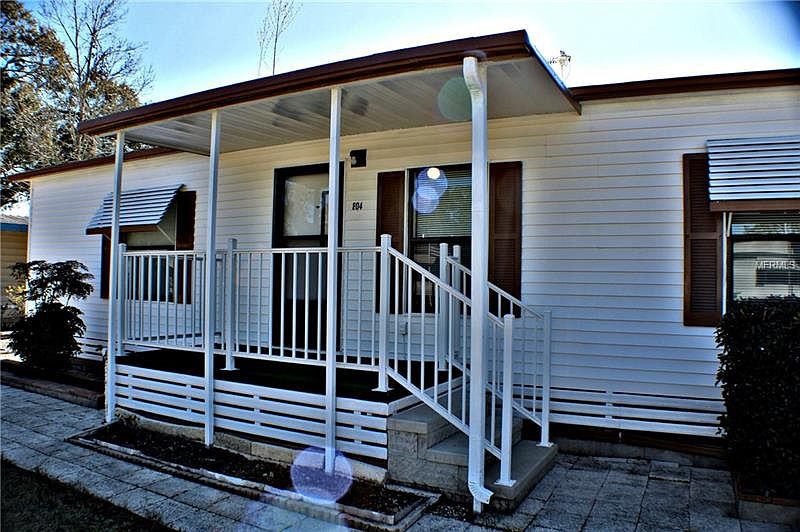1st image of 804 Water Oak St