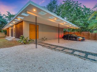 662 Calle De Peru, Sarasota, FL 34242