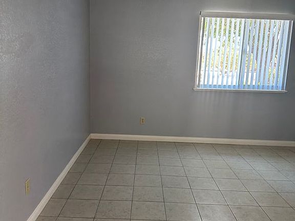 3rd image of 16435 Orange St APT B