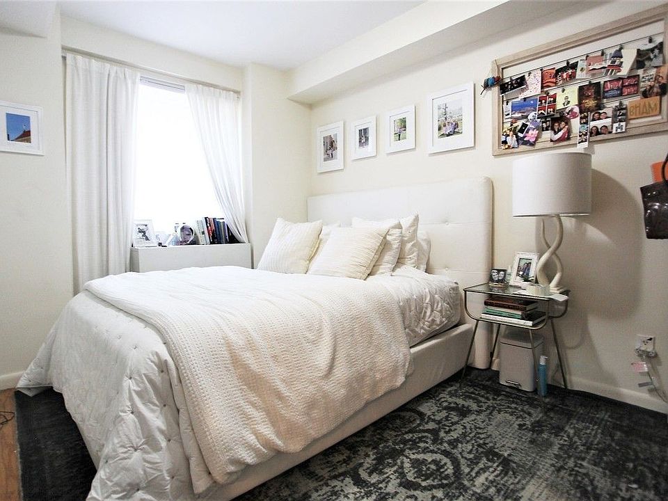 1st image of 56 Saint Marks Pl #6CC