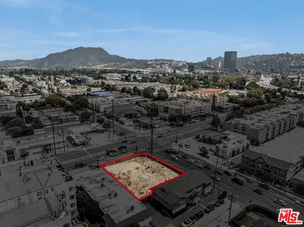 11003 Moorpark, North Hollywood, CA 91602