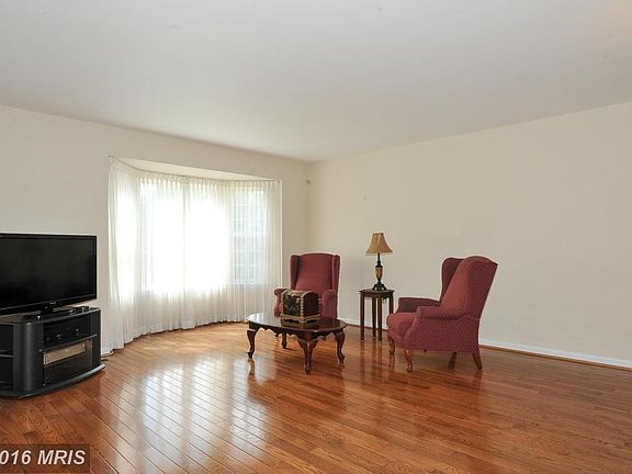 4th image of 6036 Lands End Ln
