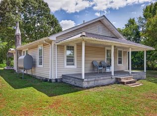 101 Goforth Dr, Thomasville, NC 27360
