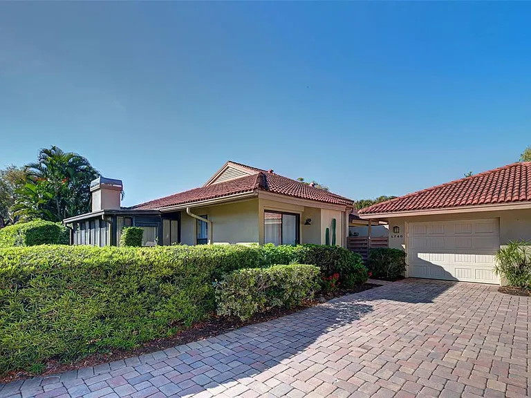 1740 Landings Blvd #39 — Photo 2