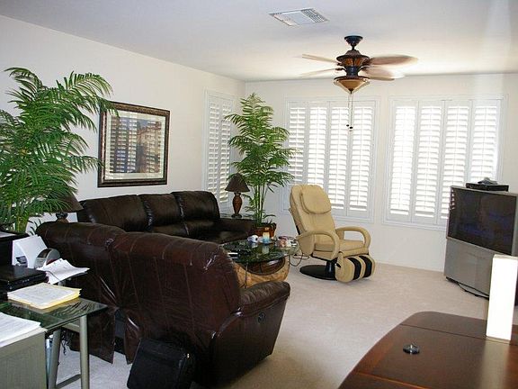 Spacious Greatroom