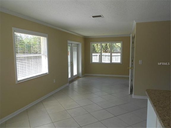 2nd image of 501 Seminole Dr