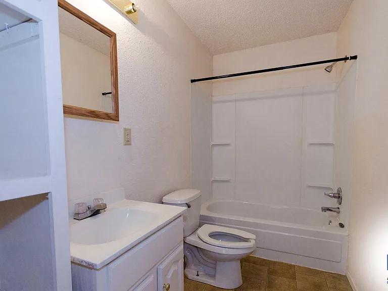 9900 Cottontail Ln — Photo 7