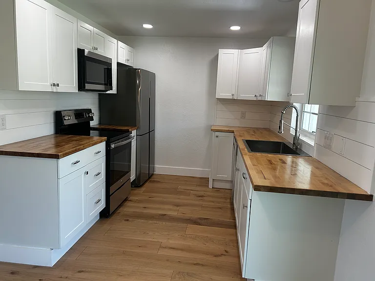 4499 Dorando Dr — Photo 6