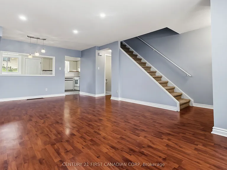 51 Sholto Dr #54 — Photo 11