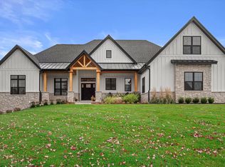 131 Legend Way, Wales, WI 53183