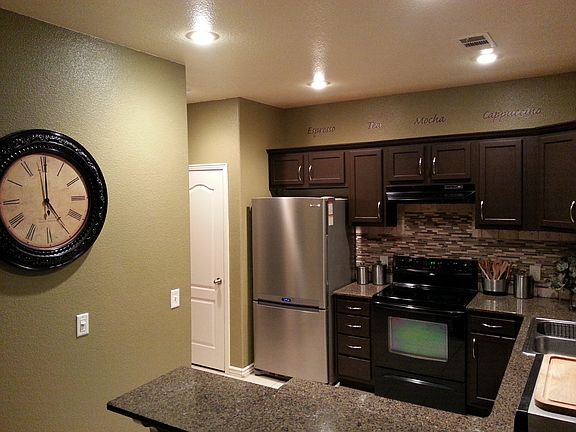 5th image of 580 Sorrento Dr