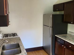 4324 N Oakland Ave APT 204, Milwaukee, WI 53211