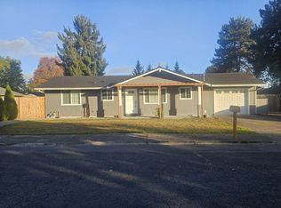 33691 NE Karen Pl, Scappoose, OR 97056