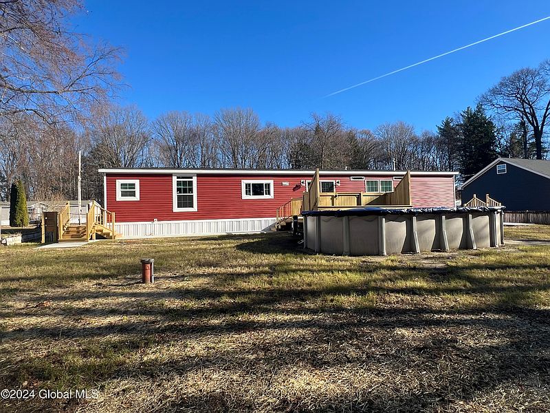 2nd image of 104 Holly Lane