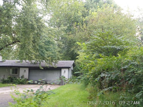 2nd image of 4525 Wycombe Ln