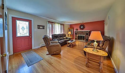 2nd image of 4418 Schlegel Ave