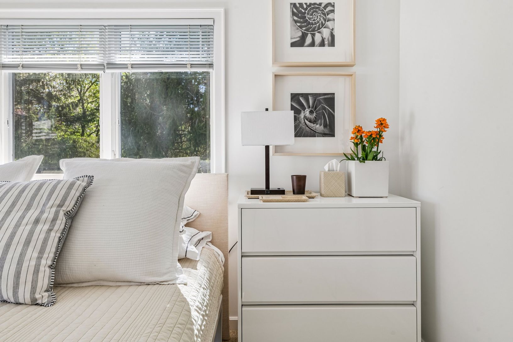  primary side table