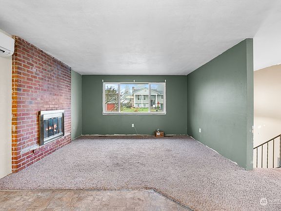 4th image of 2221 E 67th Street