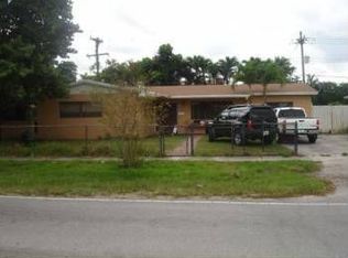 9750 SW 16th St, Miami, FL 33165