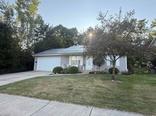 1105 Van Gilst Dr, Goshen, IN 46528
