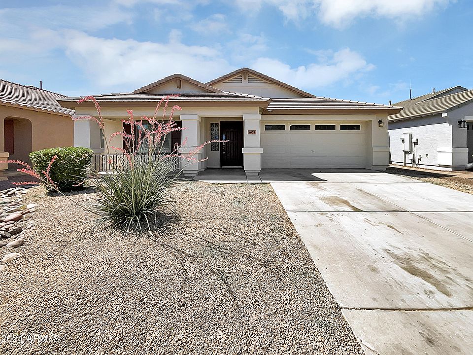 1st image of 601 E BAKER Drive