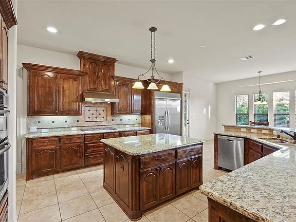 5th image of 300 Corral Ct