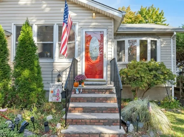 122 Iroquois Ave, Parsippany-Troy Hills Twp., NJ 07034
