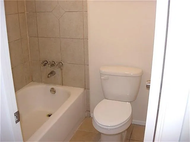 12706 Nantucket Dr — Photo 21