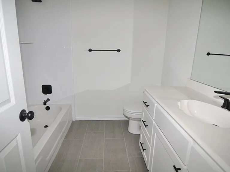 3724 Woodshadow Ln — Photo 24