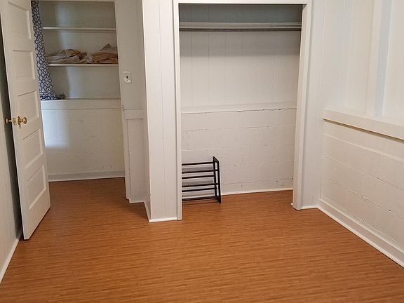 Smallest bdrm no AC