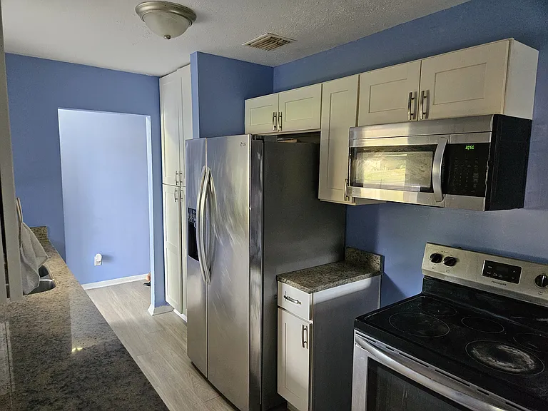 2230 Eudine Dr W — Photo 6