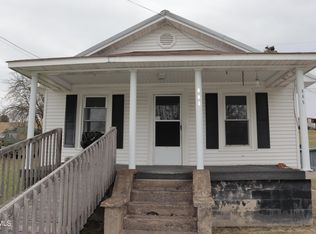 865 Baker Ridge Rd, Clintwood, VA 24228