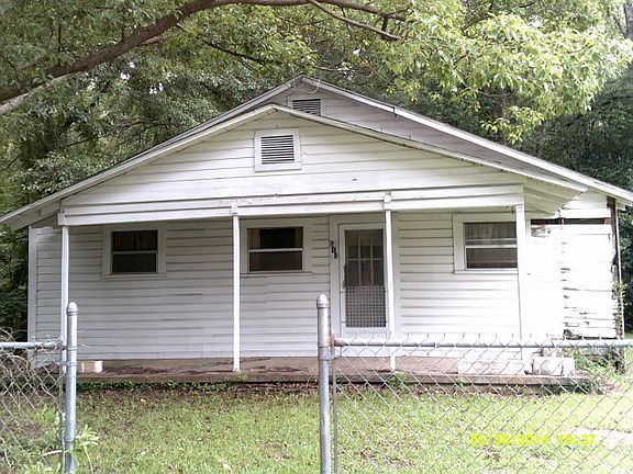 2nd image of 535 Martin Luther King Dr
