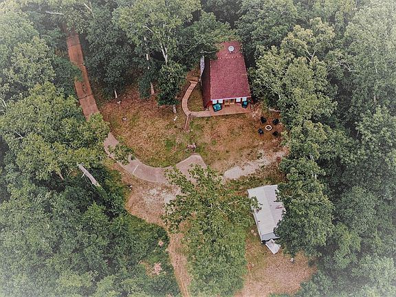 4th image of 240 Birdsong Ln