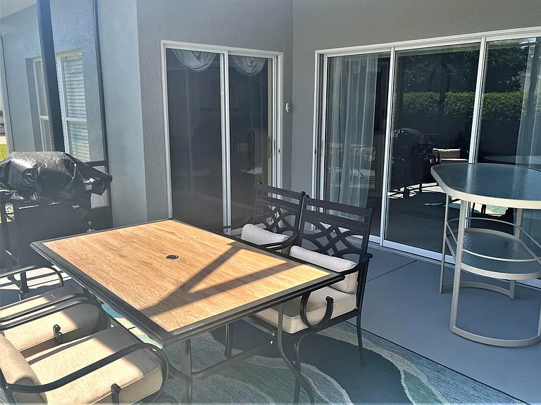 289 Falling Water Dr — Photo 16