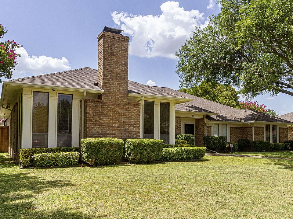 1429Thunderbrook-002.jpg