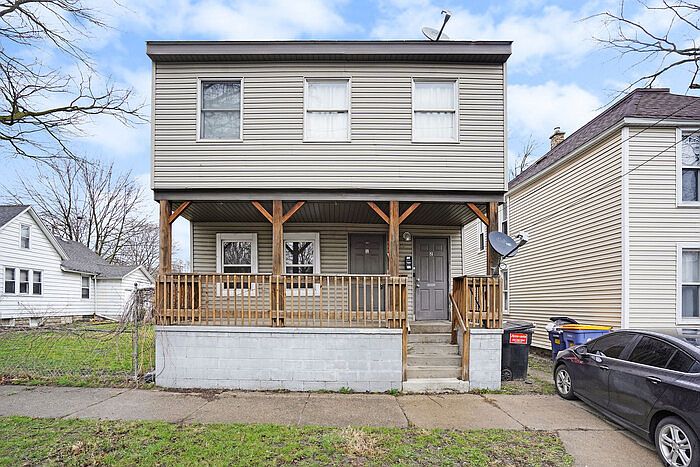 1st image of 705 9th St NW #1