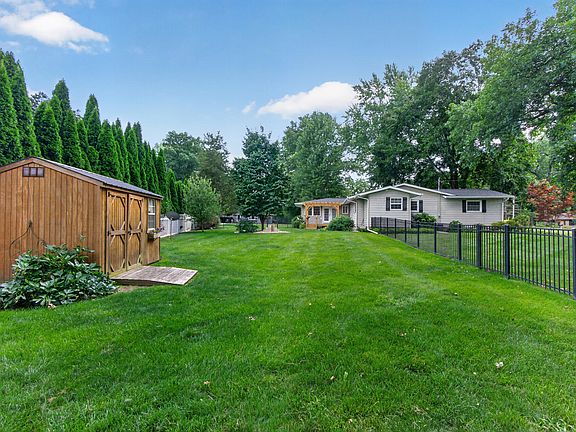 4th image of 3129 Happy Valley Rd