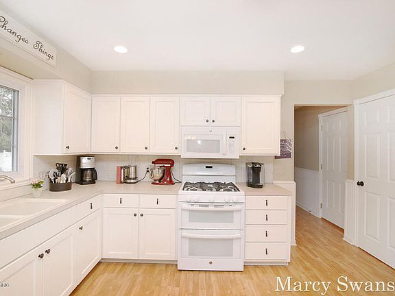 5th image of 8201 Birchwood Ave