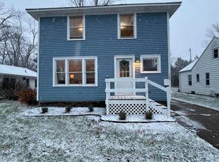 208 E Electric Ct, Sturgis, MI 49091