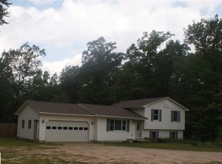5814 Karlin Rd, Interlochen, MI 49643