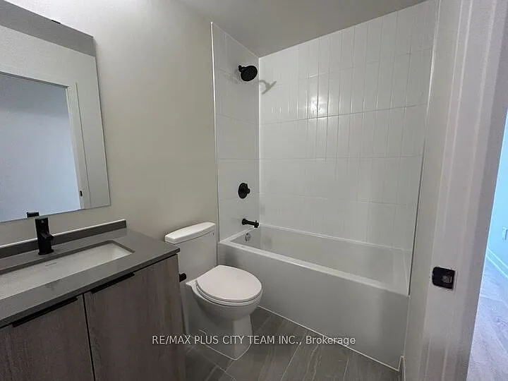181 Sterling Rd #916 — Photo 11