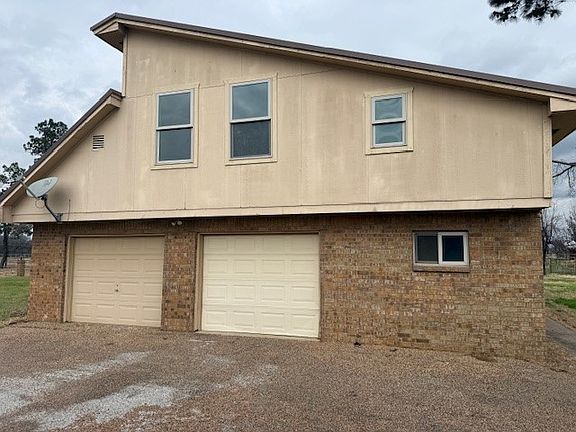 3rd image of 303 New Highland Rd