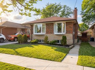 7 Grassington Cres, Toronto, ON M1G1X4