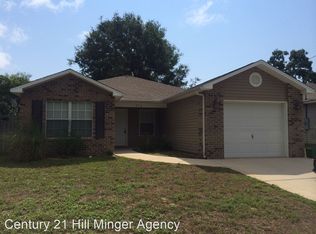 350 Harris St, Mary Esther, FL 32569