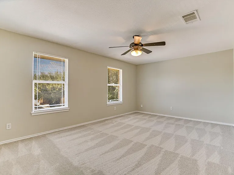 3303 Barksdale Dr — Photo 13