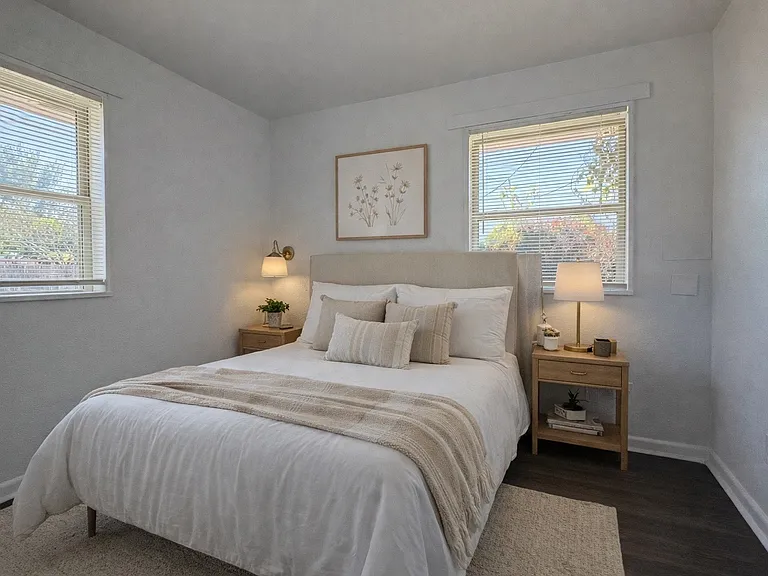 2333 Becker Pl — Photo 5