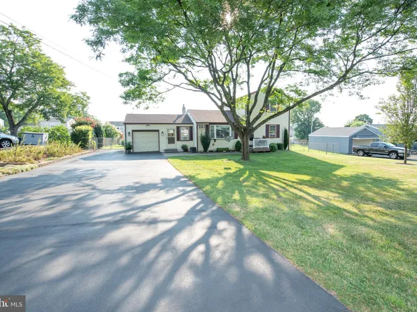 3521 3rd Ave, Bensalem, PA 19020