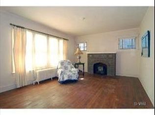 2548 W Jarvis Ave, Chicago, IL