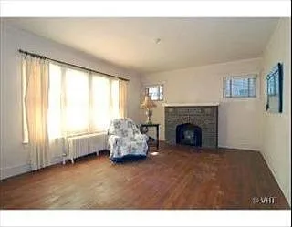 2548 W Jarvis Ave photo 1